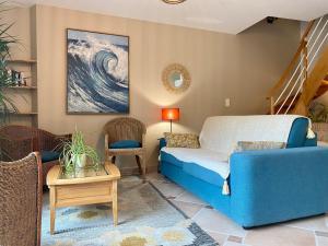 Maisons de vacances Charmante Maison au Coeur d’un Village Paludier, Proche Guerande et Plages, Terrasse et Wifi - FR-1-306-1227 : photos des chambres