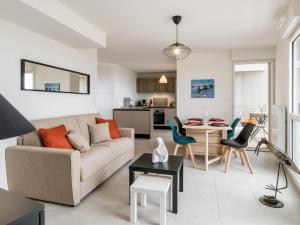 Appartement à Saint-Brevin-les-Pins avec Balcon et Parking - FR-1-306-1242