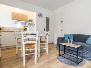 Studio à Mesquer: Plage à 200m, Balcon, Parking, Proche Commerces - FR-1-306-1243