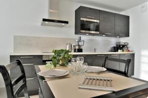 LOstra 0, appartement haut standing front de mer à Cancale sur le Port de La Houle