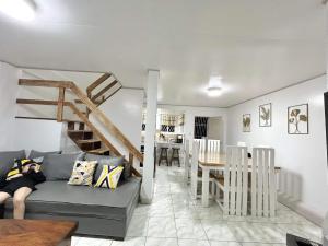 Joann Sophia transient unit 1 Marcos