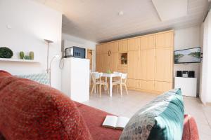 STR 294 - Appartementhaus Strandallee