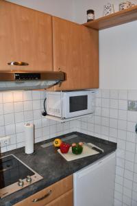 HOF 305 - Berliner Hof - "Scharbeutzer Perle" - Seeblick