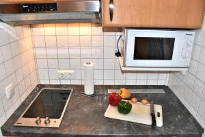 HOF 305 - Berliner Hof - "Scharbeutzer Perle" - Seeblick