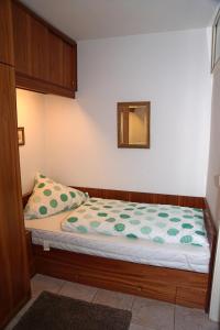 TER 304 - Terrassenhuegel -Teilseeblick