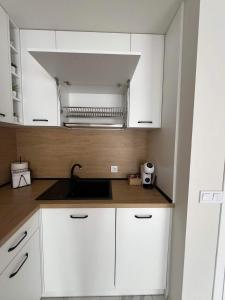 Harmony apartment- 4 People- new modern flat-by the sea