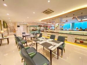 Luxury Malioboro Hotel