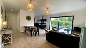 Maisons de vacances Breakislebed 3 Maisons CHU LIMOGES : photos des chambres