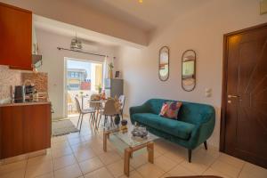 Ammoutsiani 2 Apt with Parking by 8essentially