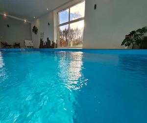 Villas Gite maison entiere, piscine interieure chauffee privee, proche Alsace : photos des chambres