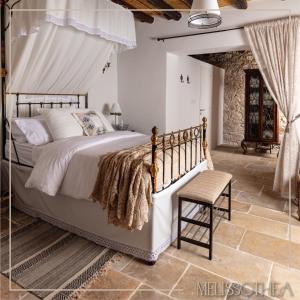 Melissothea Stone Suites