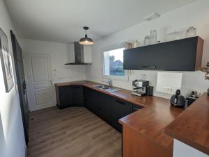 Maisons de vacances TY FLOSQUE - Jolie maison familiale proche plage : photos des chambres