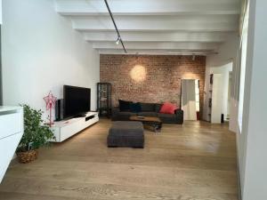 Konventna apartment in city heart, designed, spacious