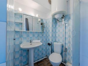 Apartment Les Cyclades-1 by Interhome