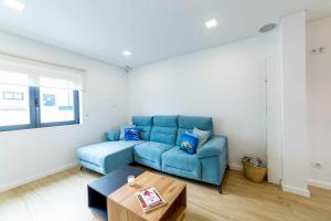 MY HOME IS YOUR HOME Viana House