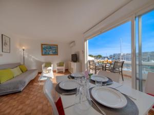 Apartment Les Régates by Interhome