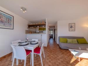 Apartment Les Régates by Interhome