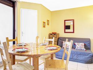 Appartements Apartment Les Coraux-3 by Interhome : photos des chambres