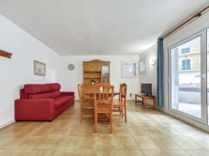 Apartment Platja de Roses-11 by Interhome