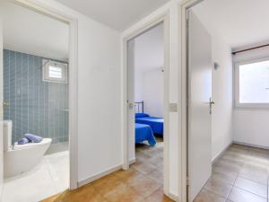 Apartment Platja de Roses-11 by Interhome
