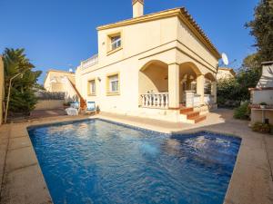 Holiday Home Sally by Interhome - 3hvězdičkové hotely ve městě Riumar