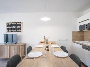 Apartment Les Louvans-2 by Interhome