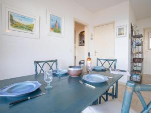 Apartment Les Maures de lEsterel-1 by Interhome