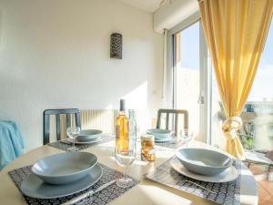 Apartment Les Louvans-4 by Interhome