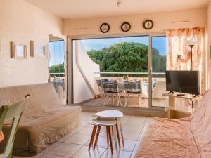 Apartment Le Flamant-4 by Interhome