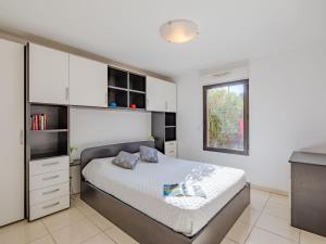 Apartment Santa Monica-2 by Interhome