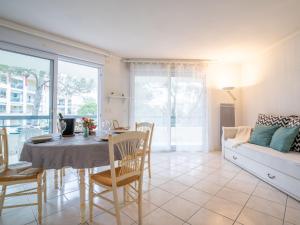 Apartment Le Grand Parc-6 by Interhome