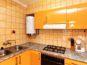 Apartment Del Lago by Interhome