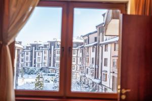 Ski Lift Delight Bansko Apartment