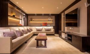 Bar/lounge, Grand Hyatt Hong Kong in Hong Kong