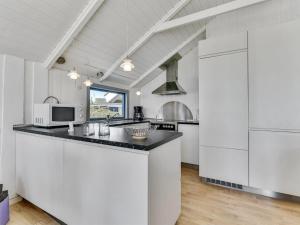 Holiday Home Katrina - 50m to the inlet by Interhome