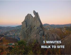 Couple Room Pink RODE WAY HOUSE SPACE RENTAL