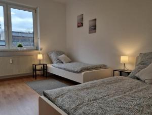 Möblierte 3 Zimmer Apartment - Mit Smart TV, Wlan und kostenfreie Parkplätze