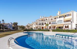 Cozy Apartment In Orihuela With Wifi