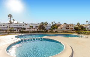 Cozy Apartment In Orihuela With Wifi