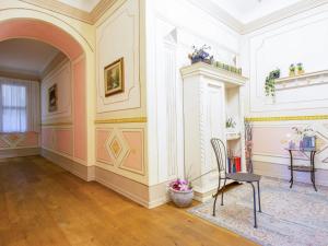 Apartment Bellevue Palazzo Pitti by Interhome