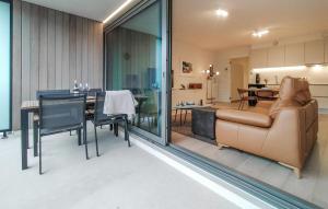 Beautiful Apartment In Oostend..