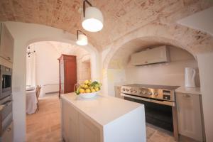 TD Tenuta Donna Madia Sea View Pool Over Vineyard