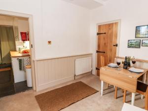 Natland Hall Cottage