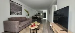 Apartamento en Barranco 2BR Limpieza Diaria Incluida - Lima