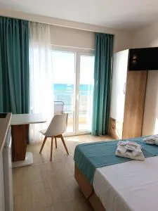 Navarino Luxe Suites - Órmos