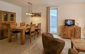 2 Bedroom Gorgeous Apartment In Rechlin