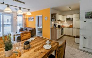 2 Bedroom Gorgeous Apartment In Rechlin