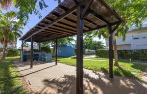 Beautiful Apartment In El Vergel