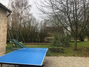Longère XIXe rénovée avec spa, trampoline, vélos, jeux et grand jardin au calme - FR-1-410-135