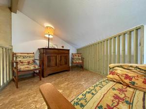Maisons de vacances Gite Lavaudieu, 3 pieces, 4 personnes - FR-1-582-219 : photos des chambres